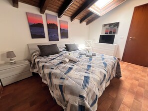 Accès Internet, draps fournis