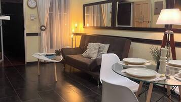 Kondominium, 2 kamar tidur | Interior