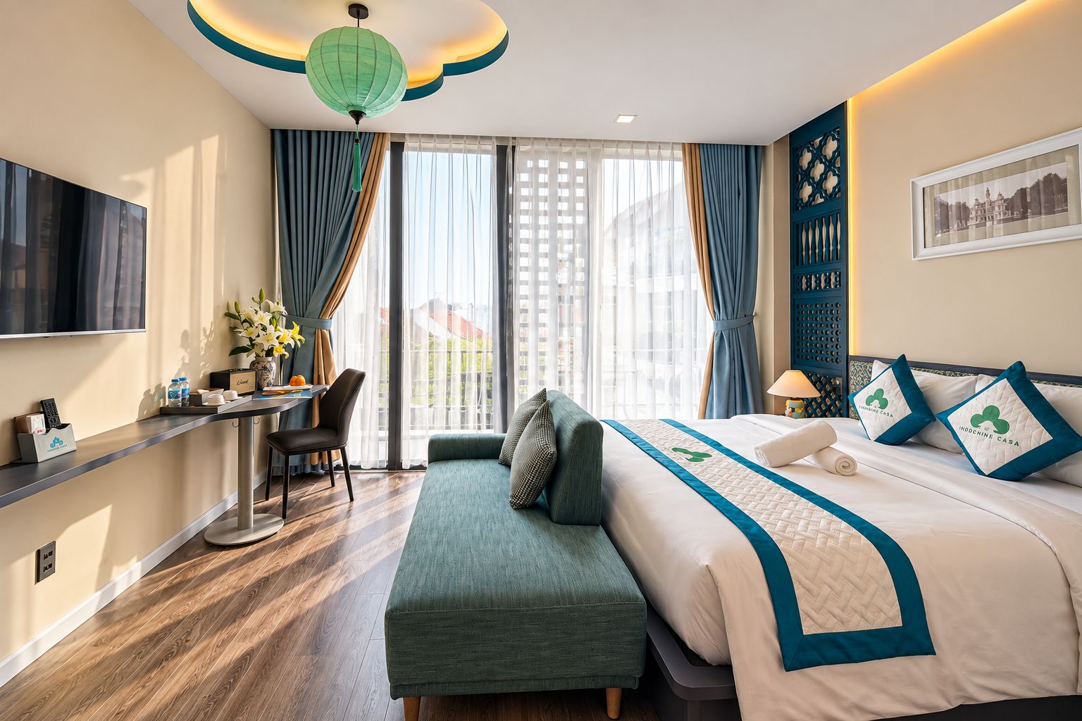 Premier Double Room | In-room safe, desk, laptop workspace, blackout drapes