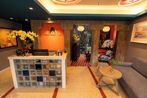 Reception - Indochine Casa Hotel (Ho Chi Minh)