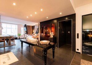 Executive-Suite, Flussblick