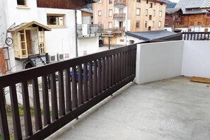 Property grounds - 200m from ski slopes, 1st floor, balcony, ski locker, 38m², Les Gets (Les Gets)