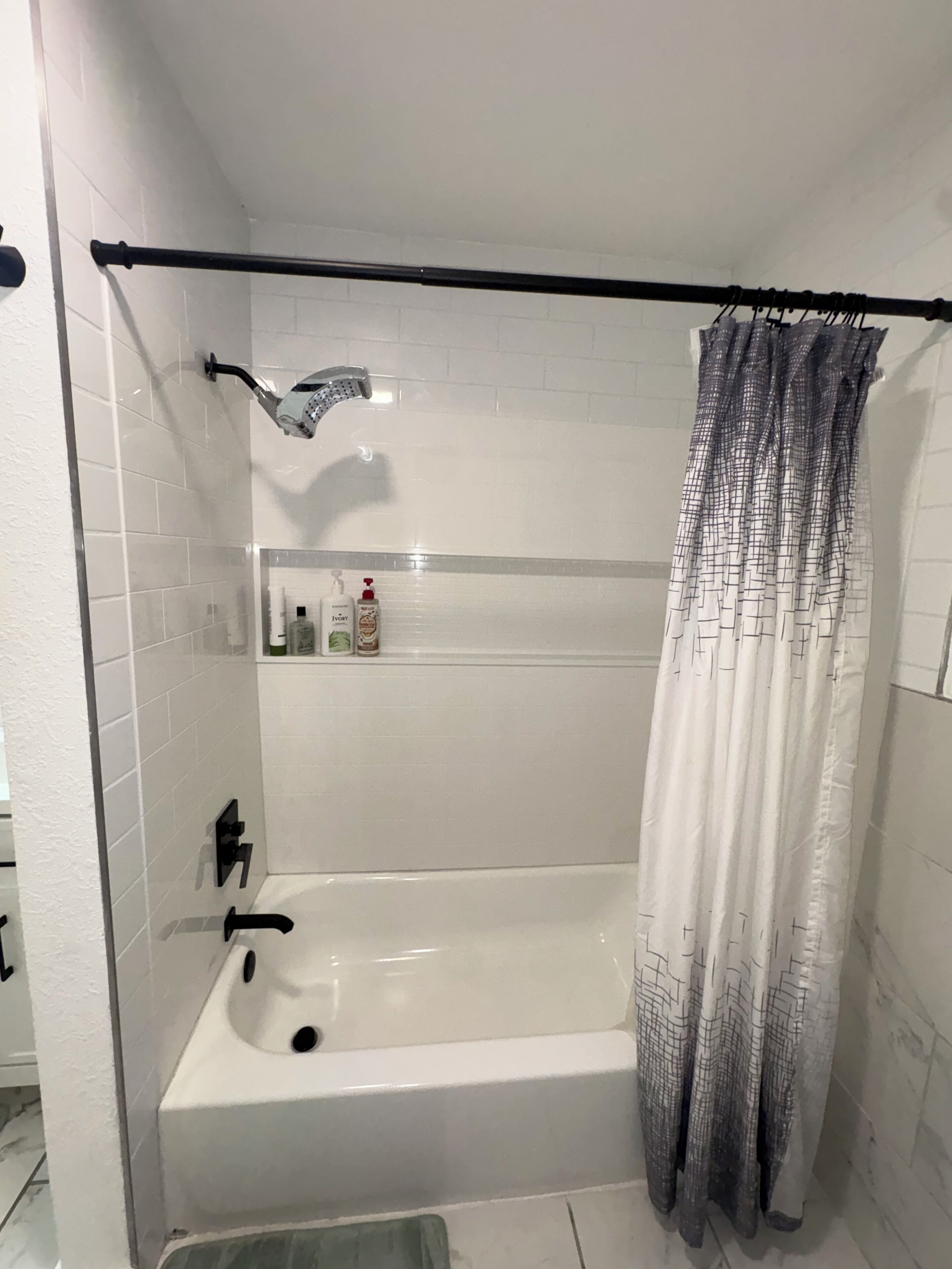 Towels, soap, shampoo, toilet paper