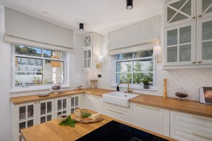 Villa | Private kitchen - Villa Verde Razanj With Heated Pool (Rogoznica)
