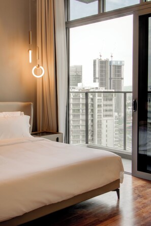 Suite Deluxe, 2 habitaciones, balcón, vistas a la ciudad