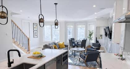 Modern 4BR 2.5BA Duplex For NYC