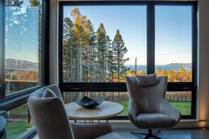 Interior - Les Thermes Charlevoix / Spa with a view (La Malbaie)