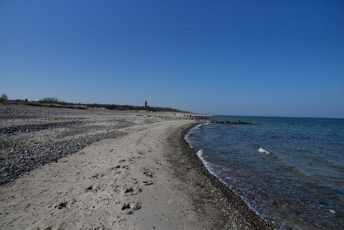 Spacious vacation apartment, on the Baltic Sea, with own garden, with own e-charging station