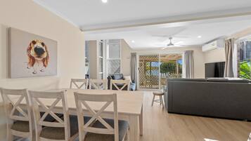 Apartment | Living room