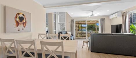 Apartment | Living room