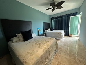 Room - Private, comfortable and well-located condo for couple or family vacations. (Ixtapa Zihuatanejo)