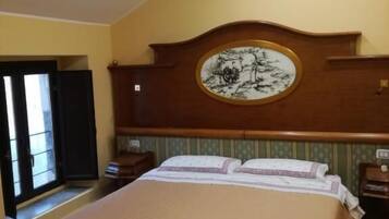 In-room safe, iron/ironing board, free WiFi