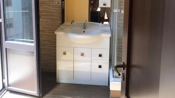 Tek Büyük veya İki Ayrı Yataklı Oda, Balkon | İç mekân