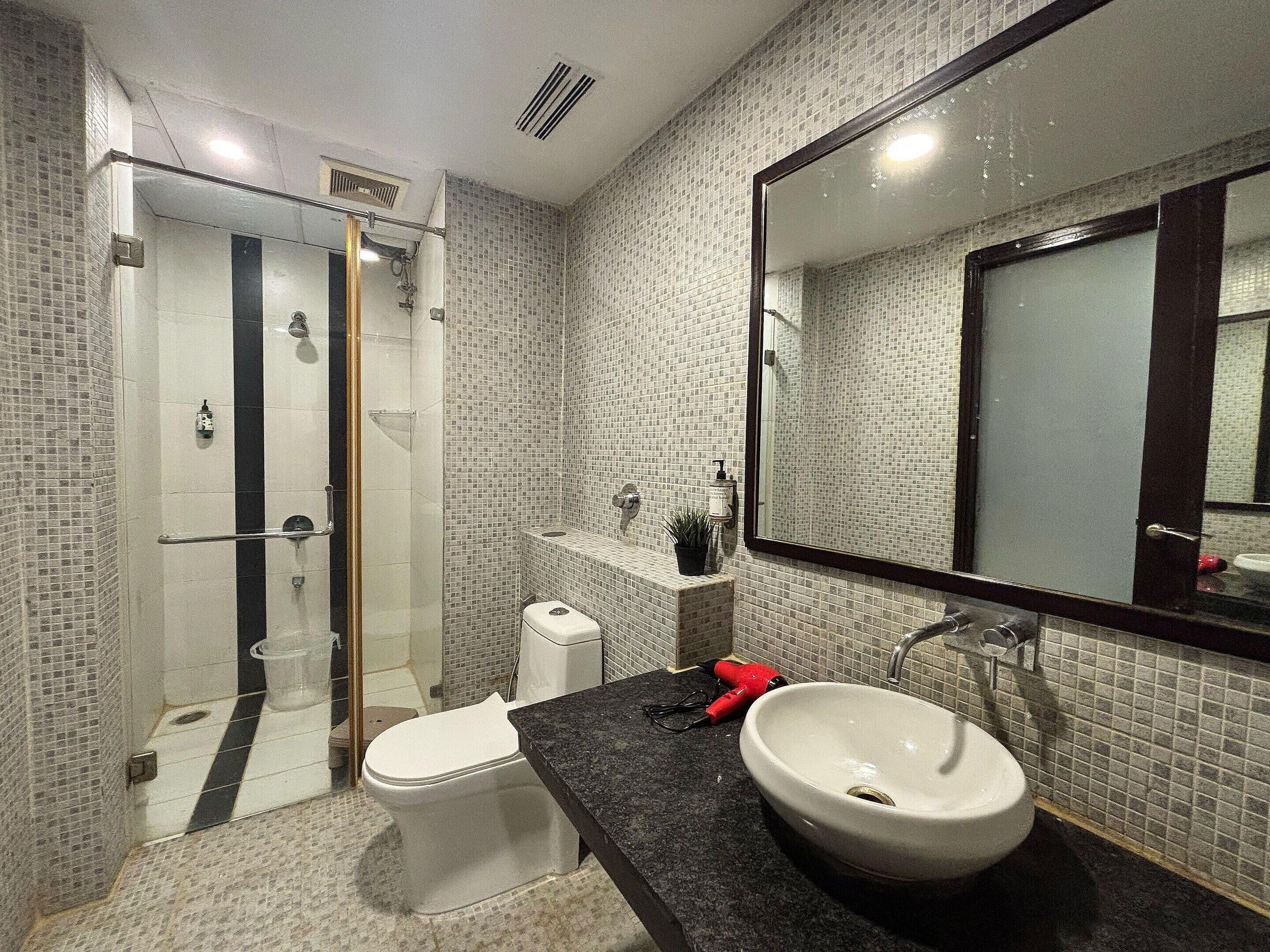 House | Bathroom