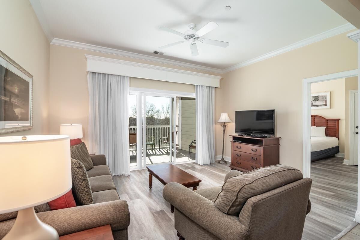 Four Units W/ Access To Gym And Pools; Minutes From Litchfield Beach - 0.8 Miles - Murrells Inlet, SC