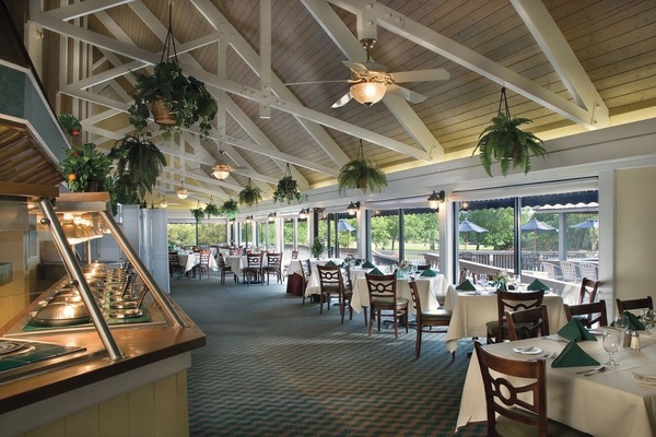 Start your morning with an easy buffet and fresh hot options