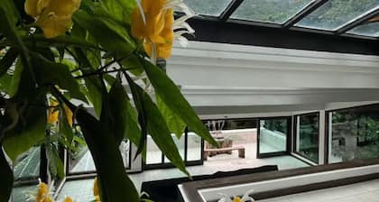 Mansion immersed in nature with a waterfall in a triplex room. (Unique in the World)