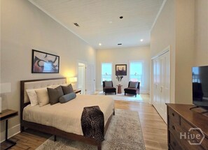 Room - Beautiful 3-bedroom house in enchanting Pembroke-30 minutes from Savannah (Pembroke)