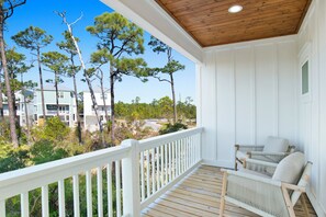 Property grounds - Orange Beach Getaway 3BR/4BA Pool Access and State Park Views (Orange Beach)