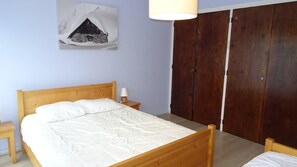 Room - 3rd floor, balcony, parking, tv, 63m², Les Gets (Les Gets)