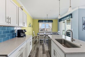 Private kitchen - NEW CONSTRUCTION!  1BLOCK2 BEACH BOARDS RIDES! AMAZING VIEWS! POOL! (Wildwood)