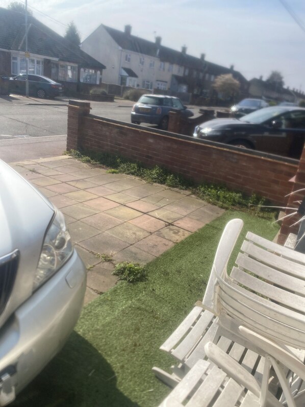 Shared Dormitory, 1 Bedroom | Property grounds - Room-cozy Room in Shared House With Mode (Dagenham)