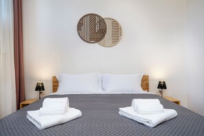2 bedrooms, desk, iron/ironing board, travel cot - [Historic House in the Center] 2 Rooms + Parking (Cividale del Friuli)
