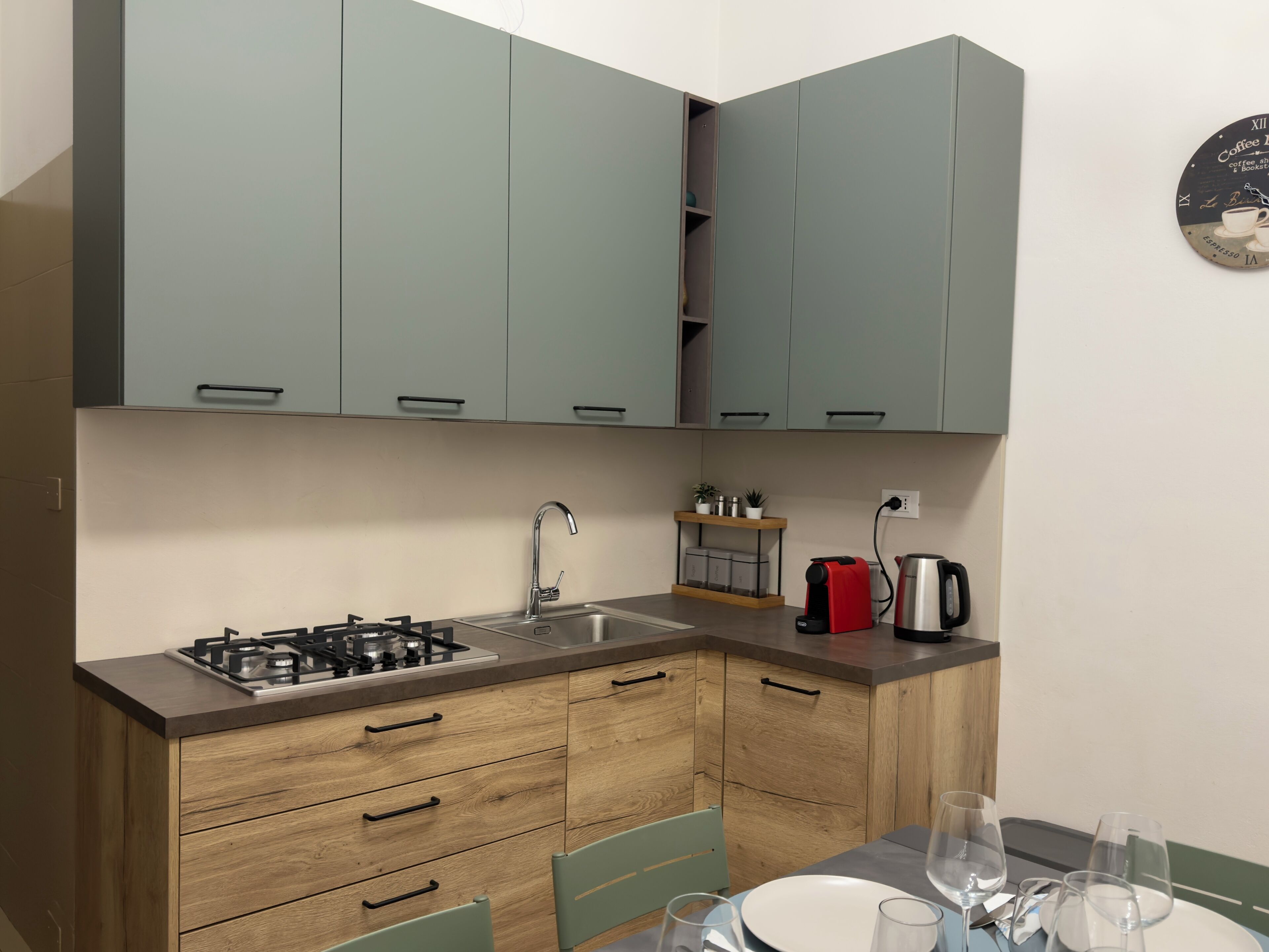 Kühlschrank, Herdplatte, Geschirrspüler