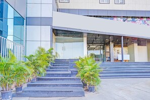 House | Reception - Premium Stays by Hotel Trubell Electronic City (Anekal)