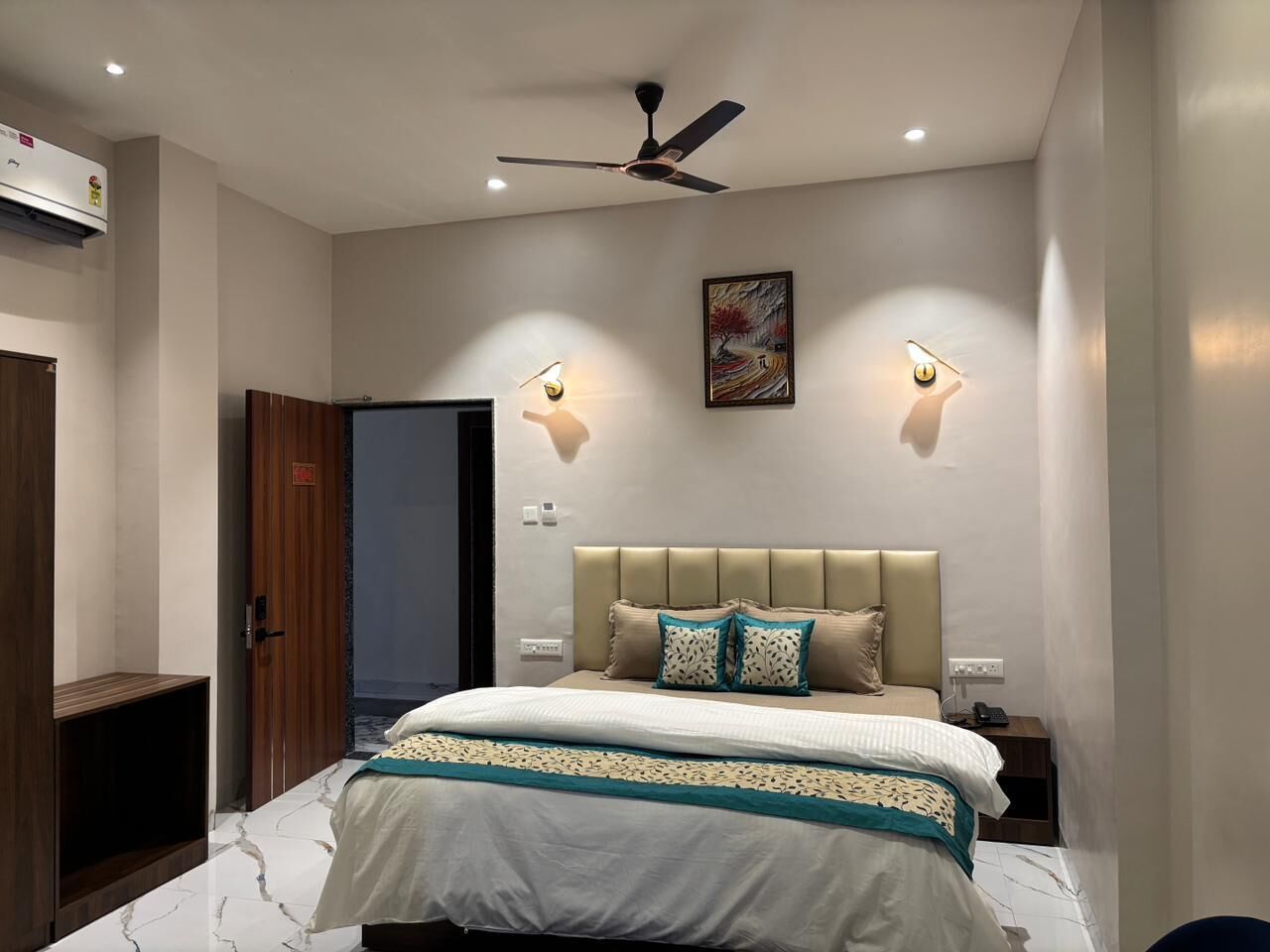 Quarto luxo, vista para a cidade