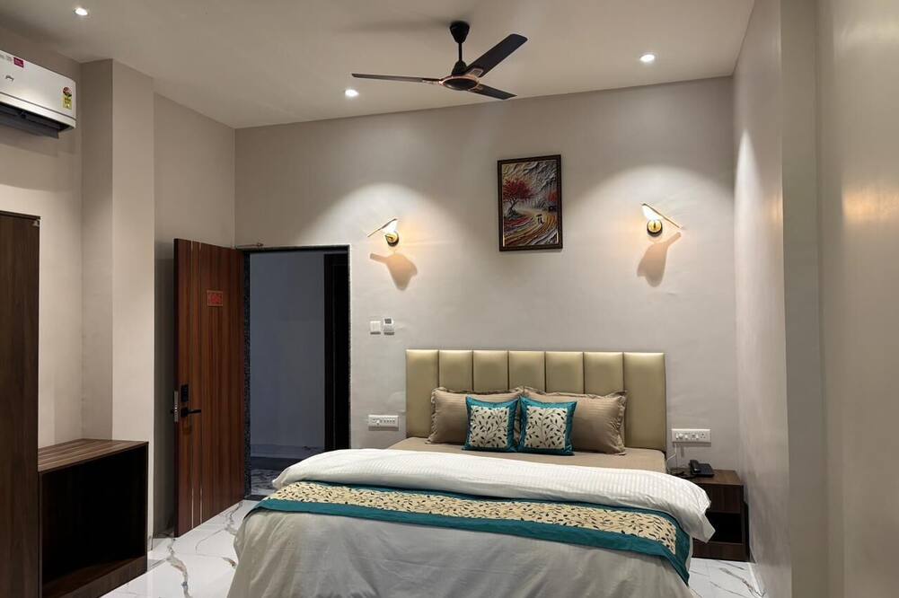 Hotel Blue Ocean - Khatiya