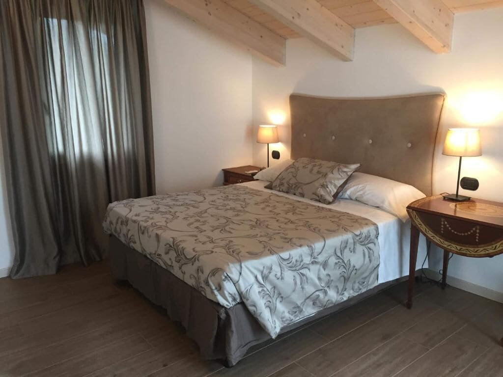Schallisolierte Zimmer, Bügeleisen/Bügelbrett, kostenloses WLAN