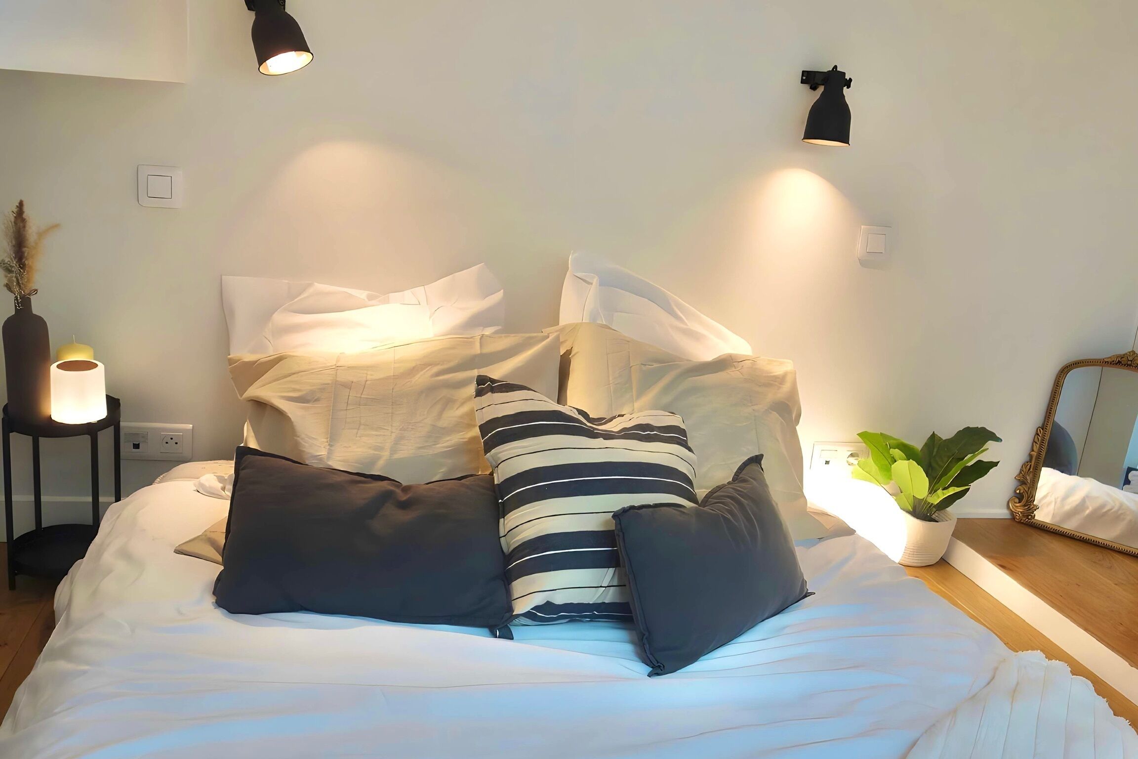 1 bedroom, iron/ironing board, internet, bed sheets