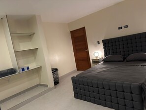 Room - Vrbo Property (Santo Domingo Este)