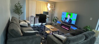 Cozy 1-bedroom apartment with AC in peaceful Boston - Lawrence