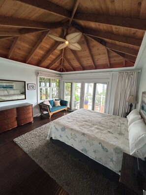 3 chambres, bureau, Wi-Fi gratuit, draps fournis