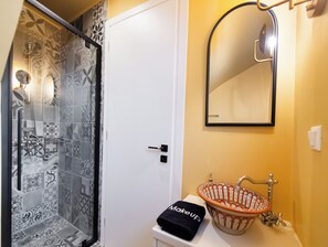 Bathroom - Maison D'Azur Lefkas Private Pool  (Lefkada)