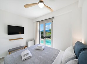 Blackout drapes, iron/ironing board, free WiFi - Maison D'Azur Lefkas Private Pool  (Lefkada)