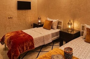 2 bedrooms, WiFi - Modern Calm Apartment with AC and Free Parking (Marrakesh)