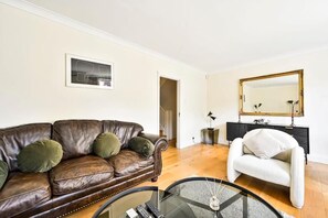 Living area - bloomrooms - Knightsbridge (London)