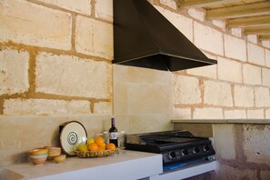 Fridge, microwave, oven, dishwasher - Pou de s'Alou by Rentallorca (Sineu)