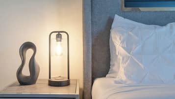 Luxury Apartment, 1 Bedroom, Private Pool, Mountain View | Memory foam beds, desk, laptop workspace, blackout drapes