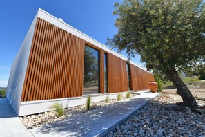 Exterior - Casa Chão de Ourém, the perfect place and view to relax with family and friends. (Montargil)