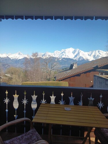 Appartement avec vue Mont-Blanc, terrasse et garage
