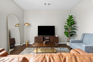 Living area - 11th Ave unit A (Columbus)