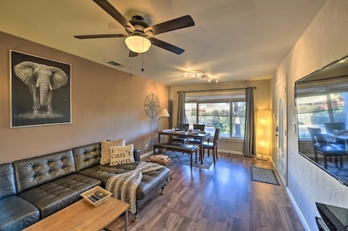  Adison Gold: 2BR w/ Fully Fenced Yard, Barbecue and pet friendly, Near Downtown