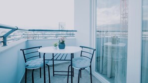 Panoramic Apartment, 2 Bedrooms, Balcony, City View | Balkoni