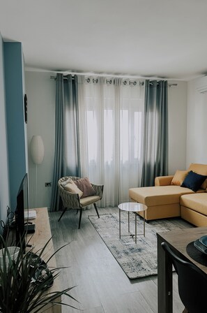 Apartamento, sacada | Área de estar