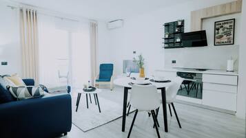 Leilighet, 1 soverom, balkong | Oppholdsområde