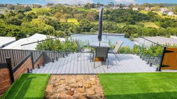 Tempat makan outdoor